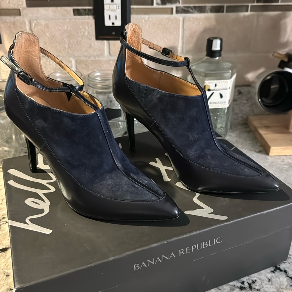 Banana Republic ankle boots
